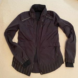 Lululemon running jacket, black